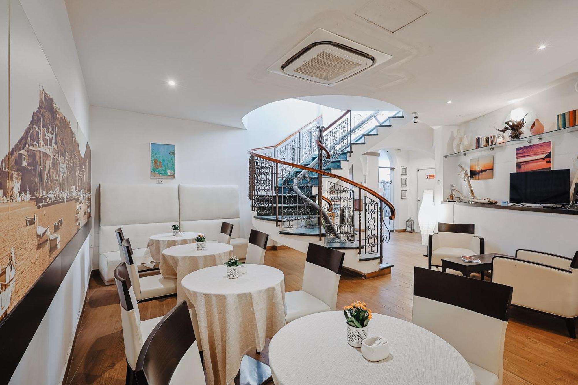 Bi Hotel Порто-Эрколе Экстерьер фото